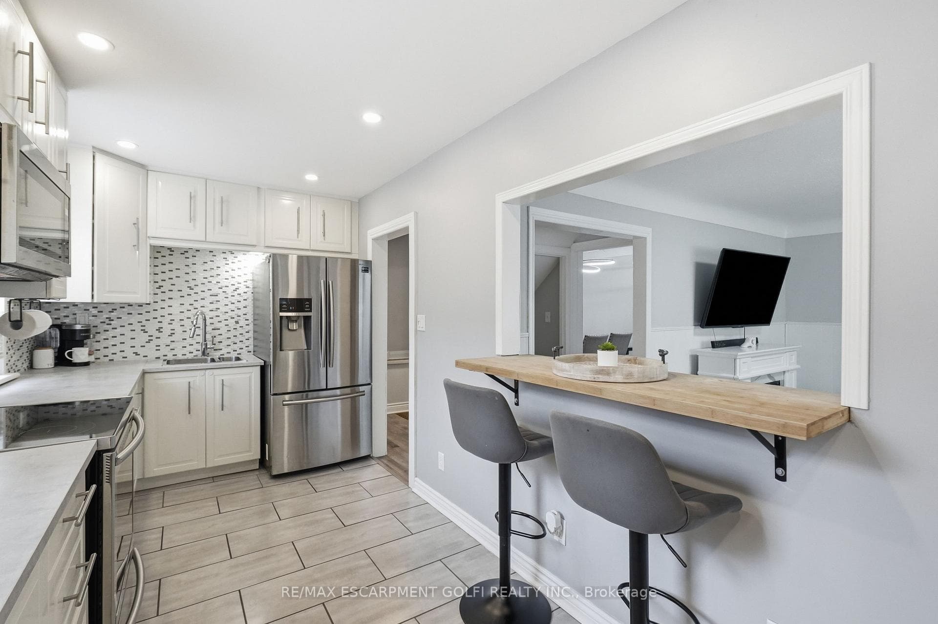160 East 36th Street photo 10