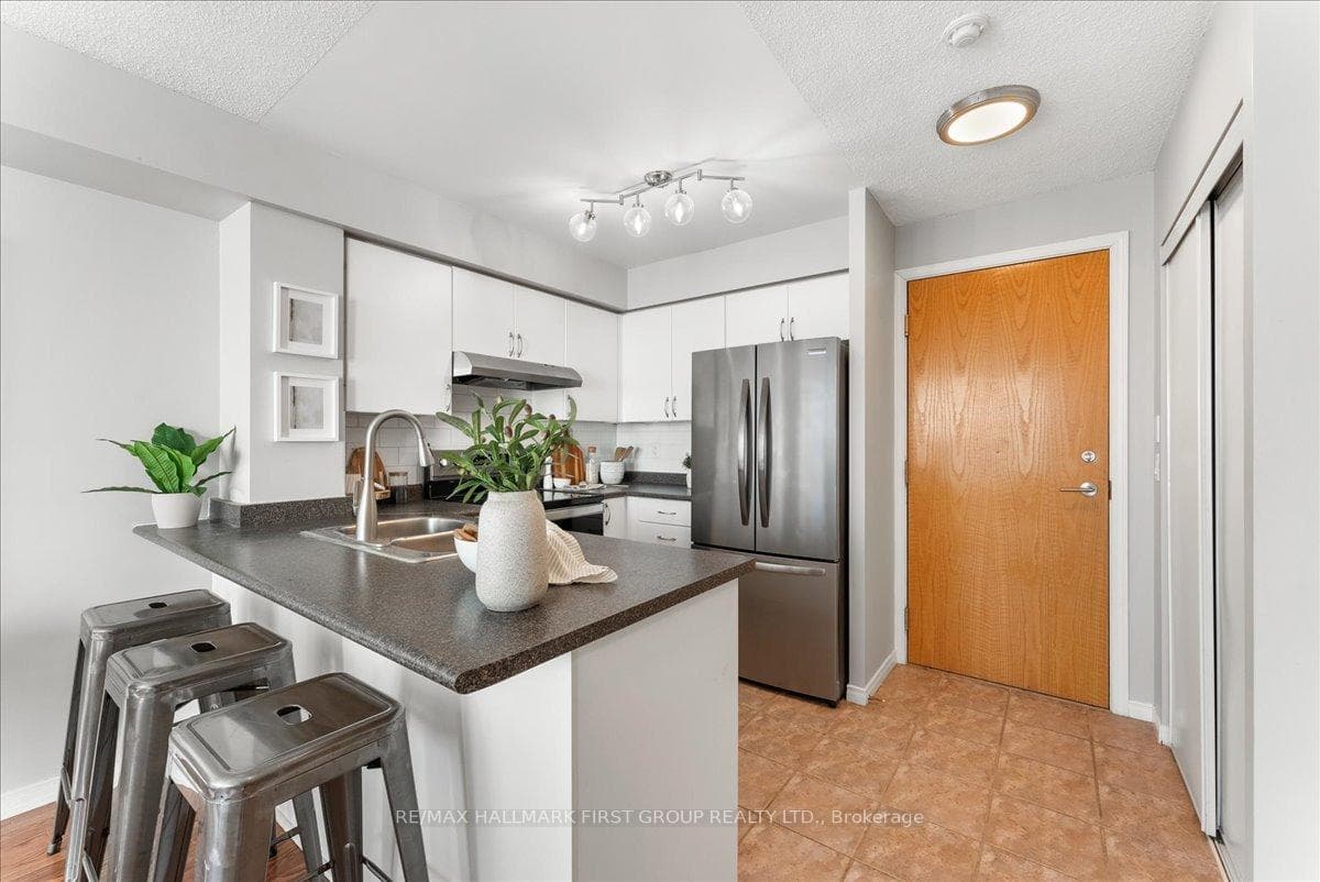 340 Watson Street Unit 218 photo 7