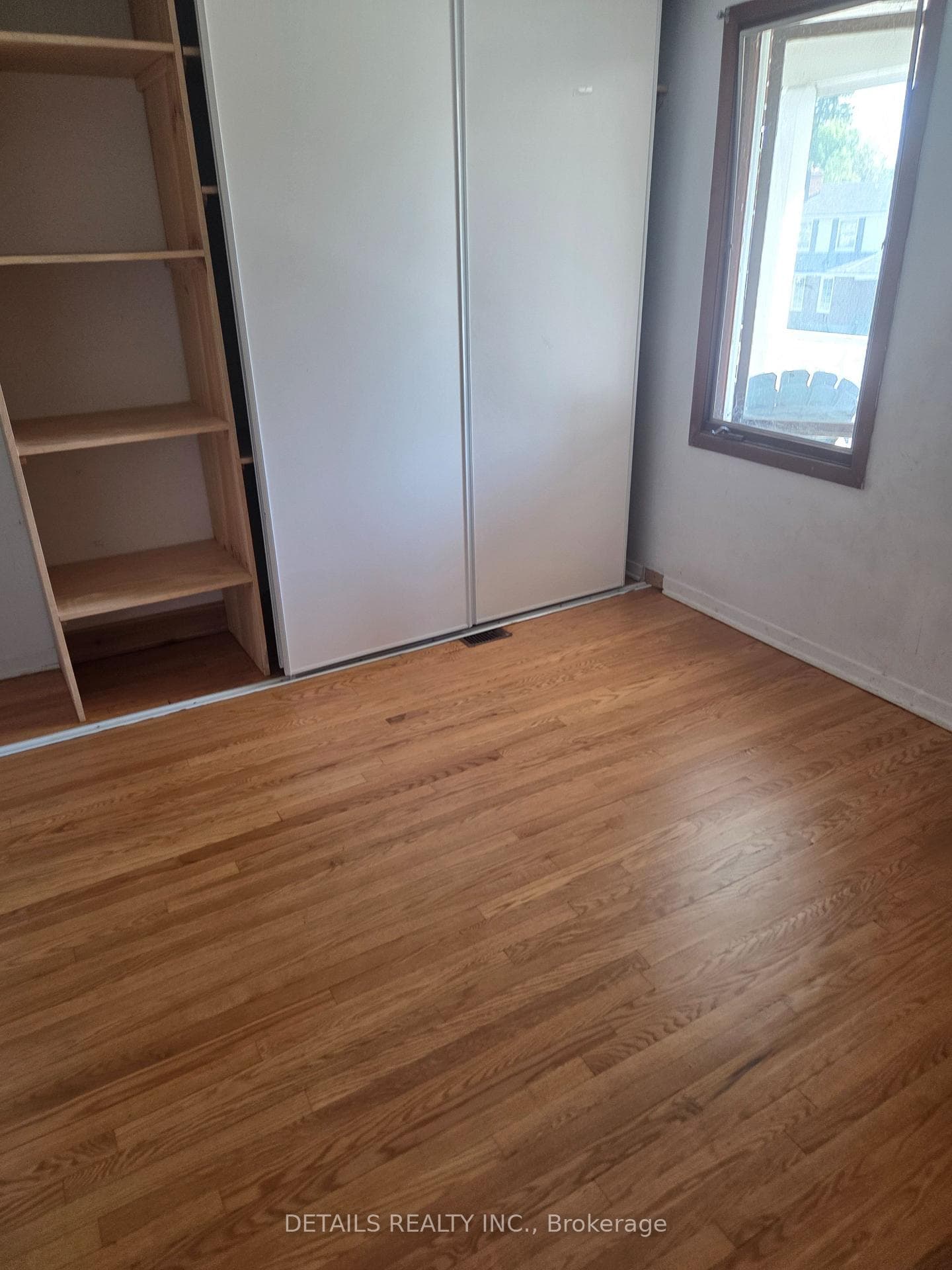 46 BEAUMARIS Drive photo 12