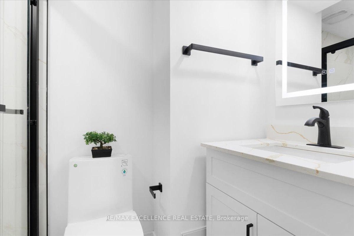 1287 Venus Crescent photo 31
