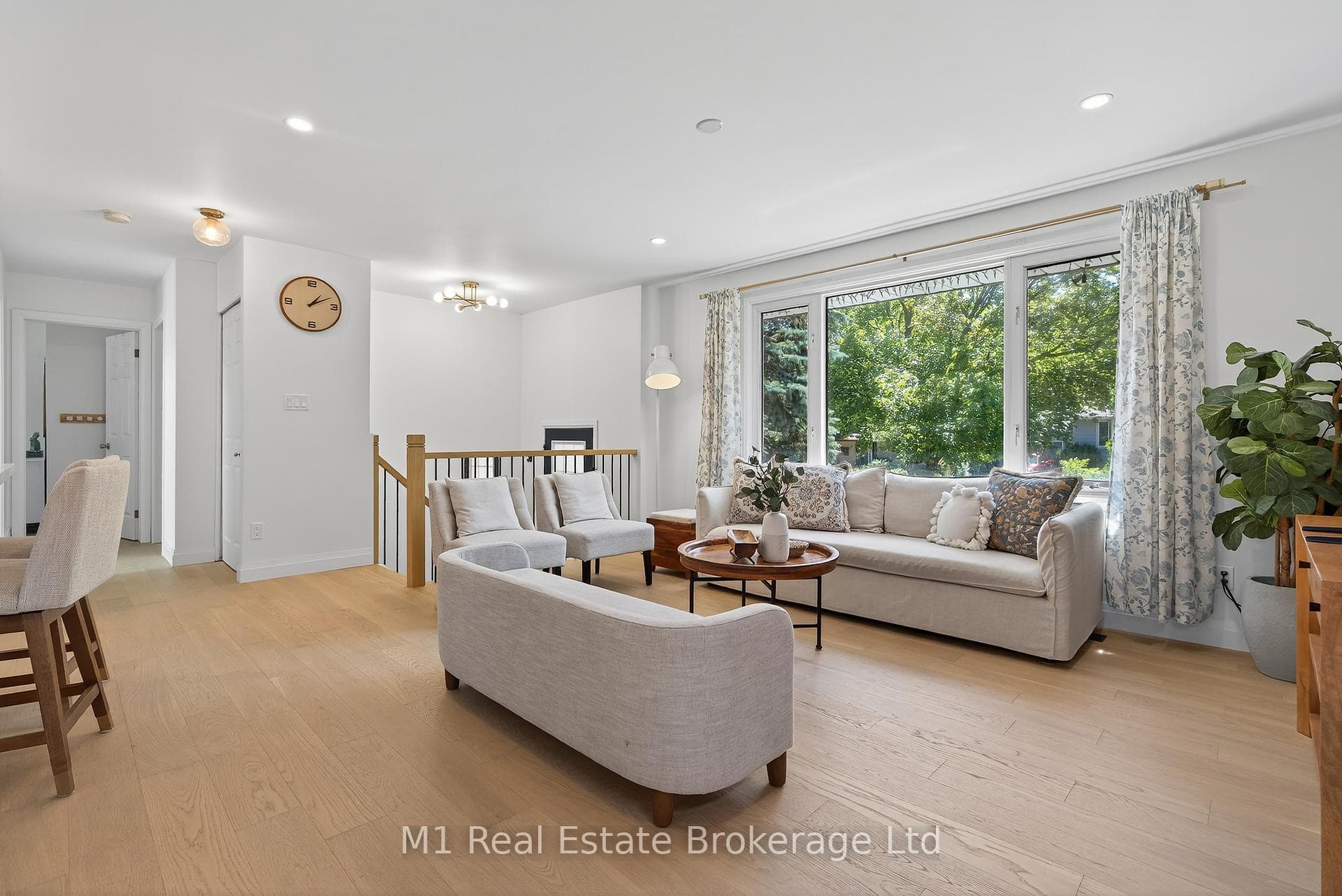 91 Rhonda Road photo 6