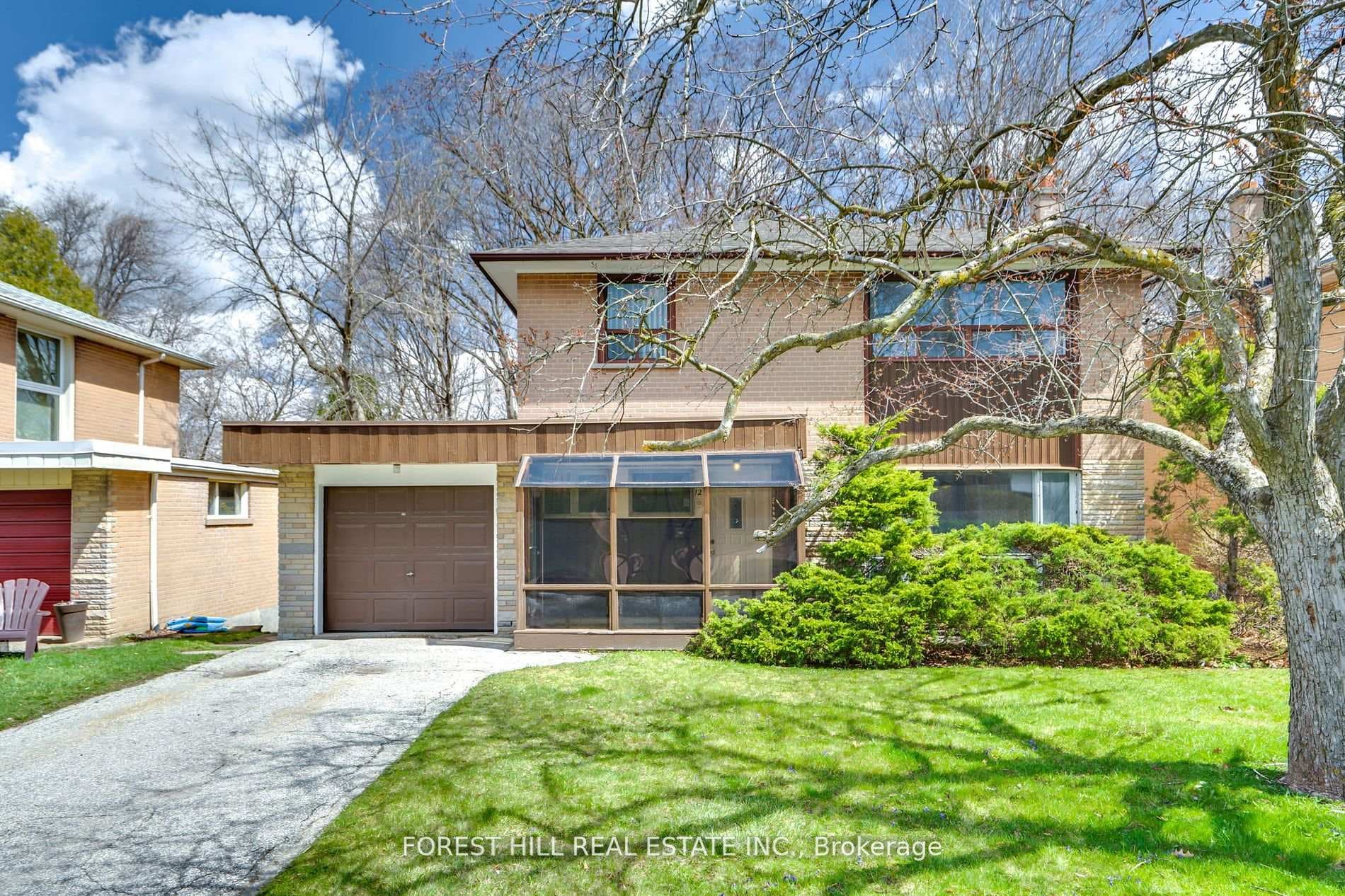 12 Overbrook Place photo 2