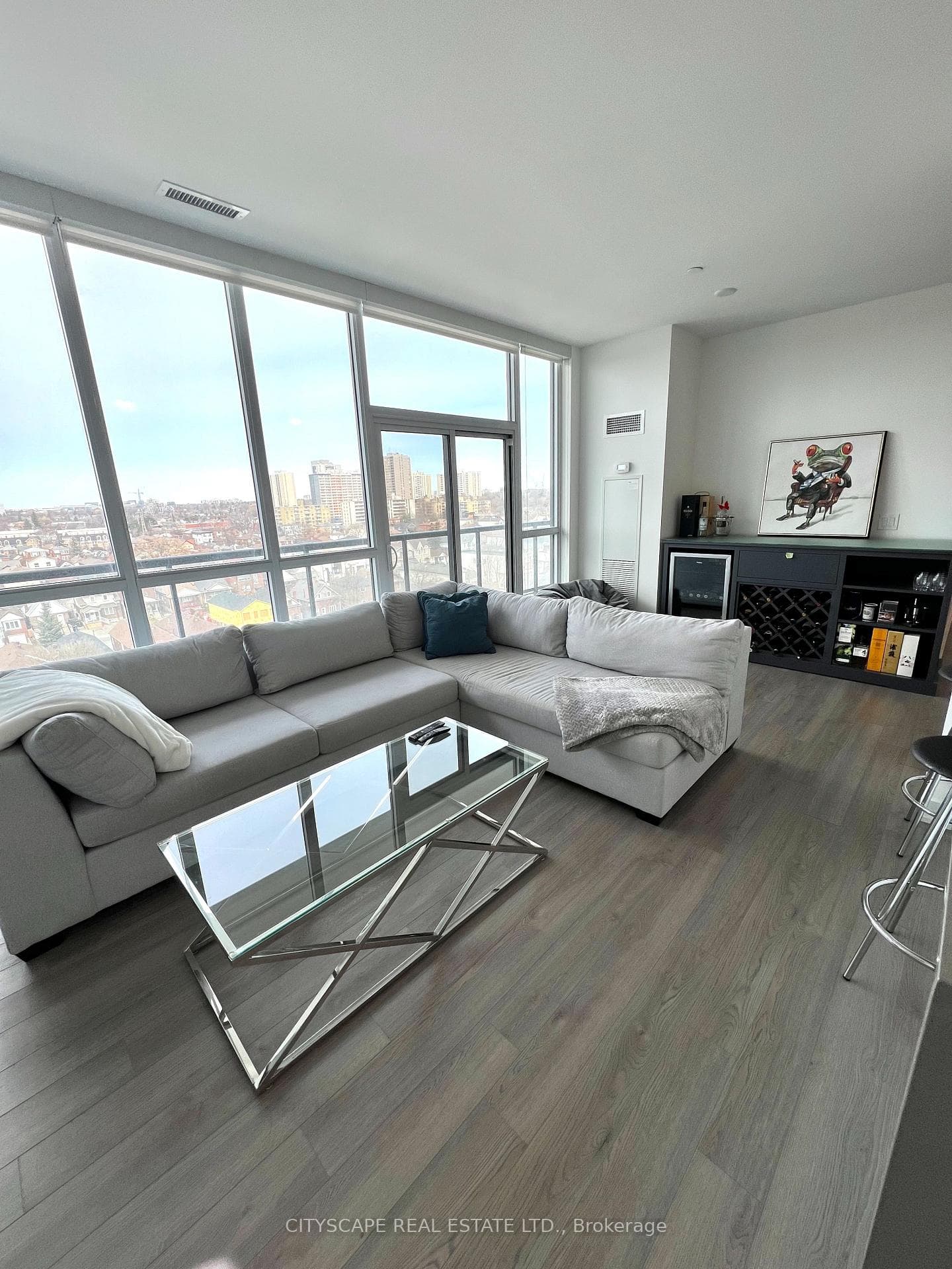 1603 Eglinton Avenue Unit 815 photo 8