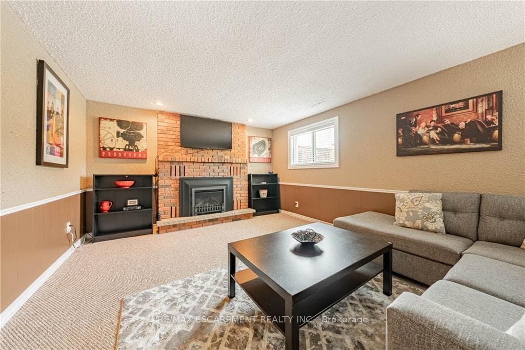 83 Forestgate Drive photo 21