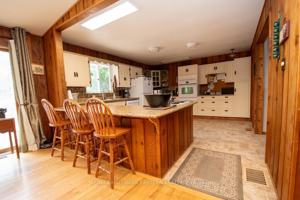 2630 Graham Road photo 10