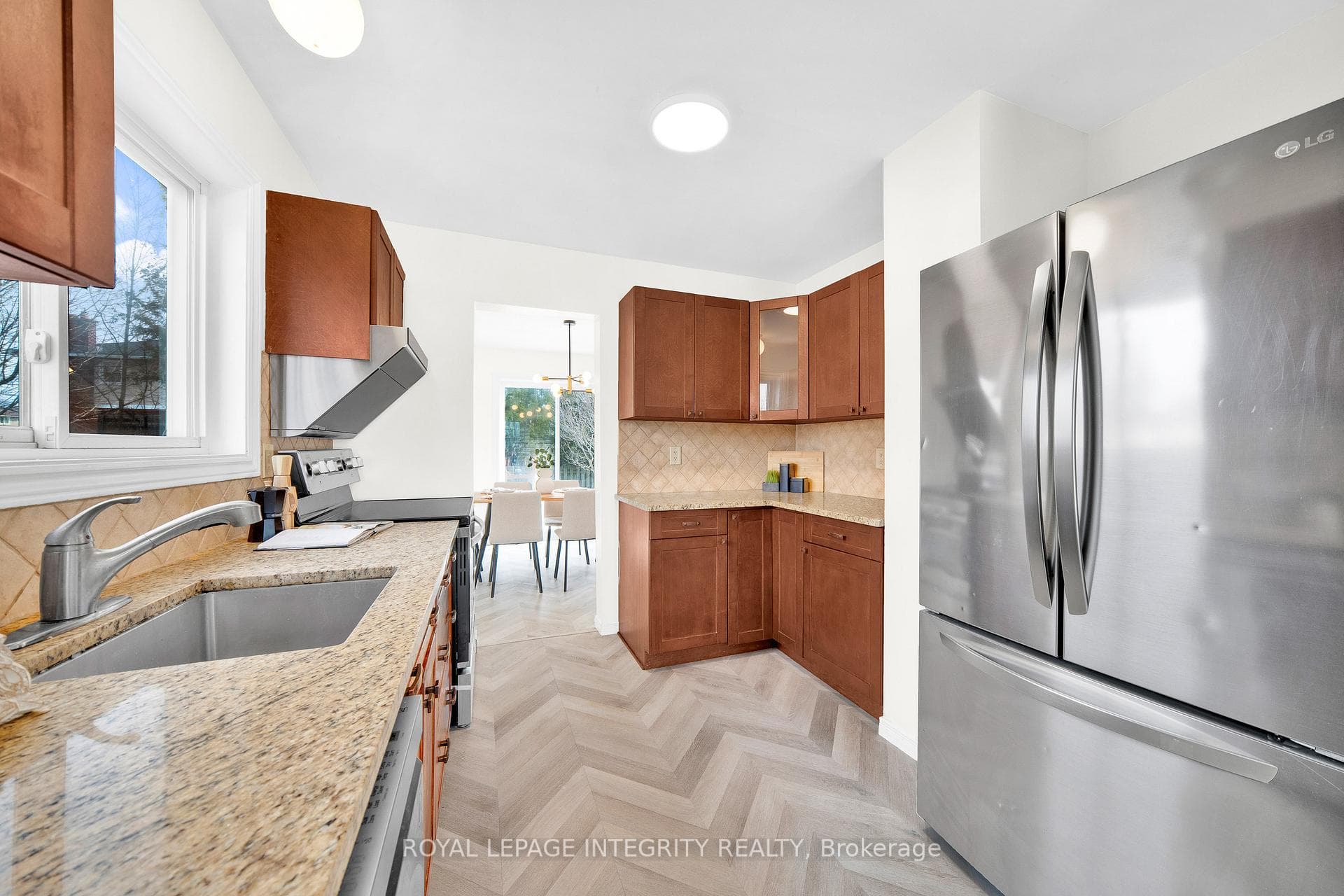 15 Tarquin Crescent photo 9