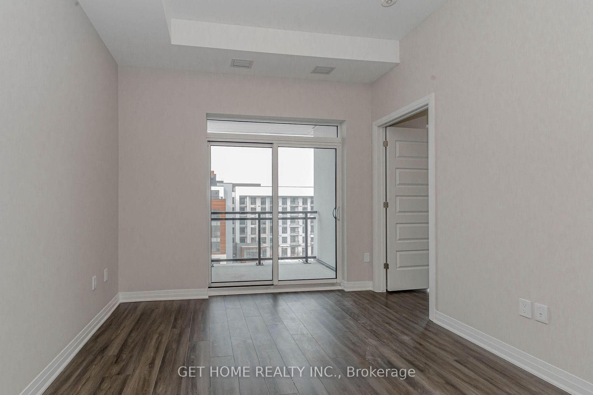 480 Gordon Krantz Avenue Unit 609 photo 12