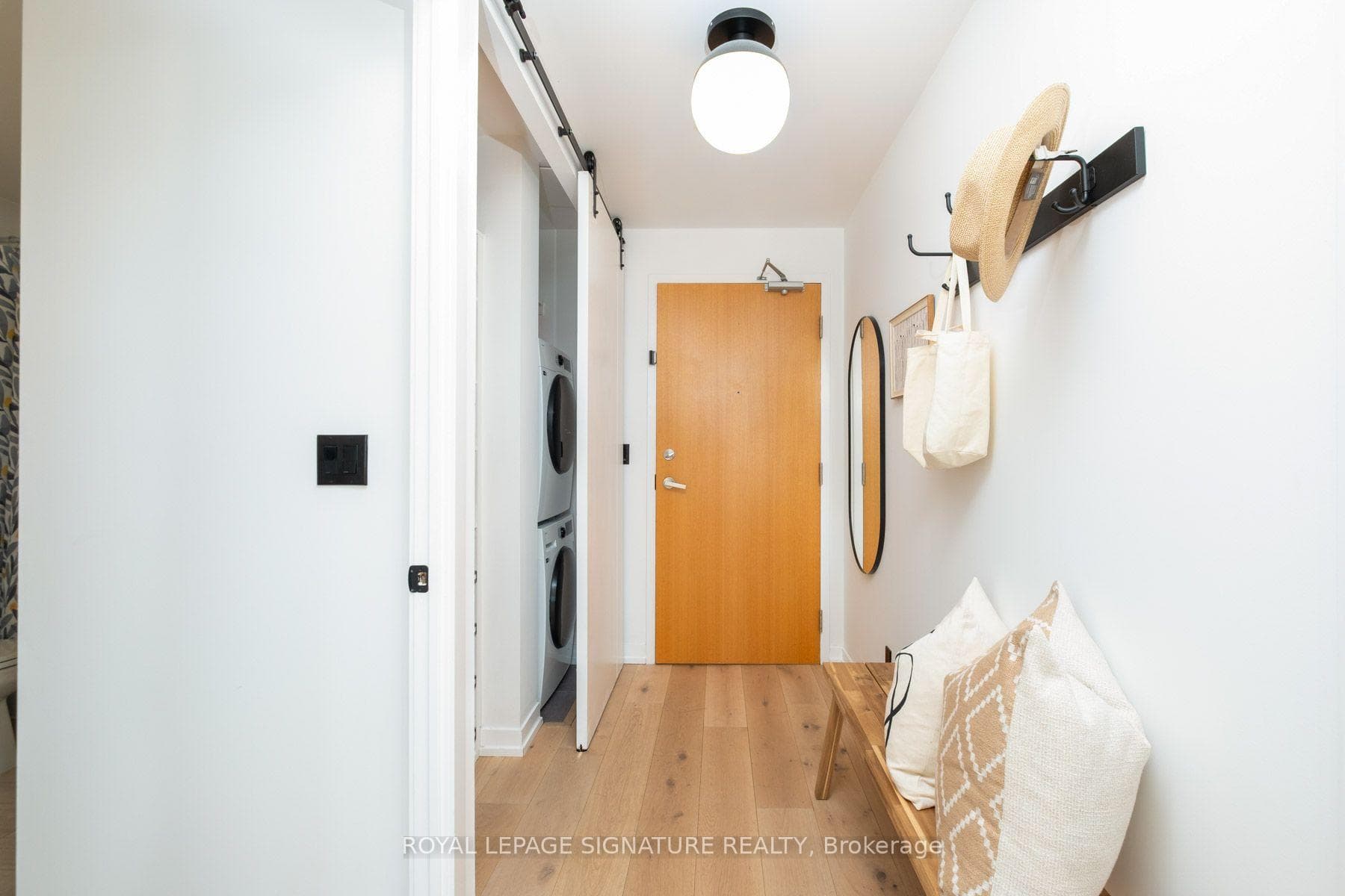 36 Howard Park Avenue Unit 610 photo 25