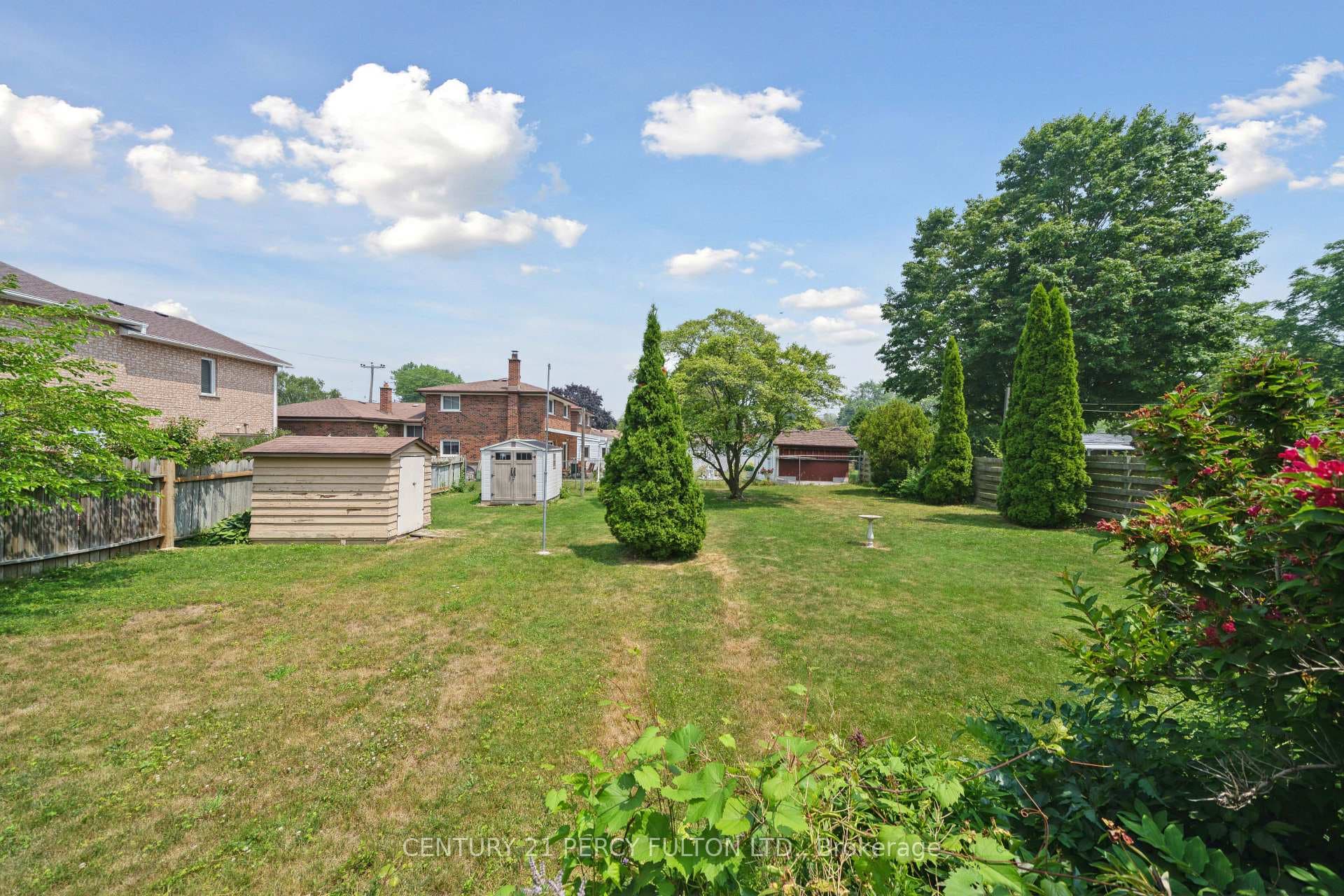 99 Kitchener Road photo 27