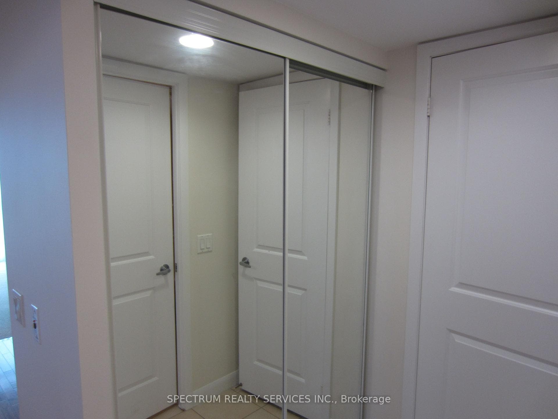 235 Sherway Gardens Road Unit 708 photo 18