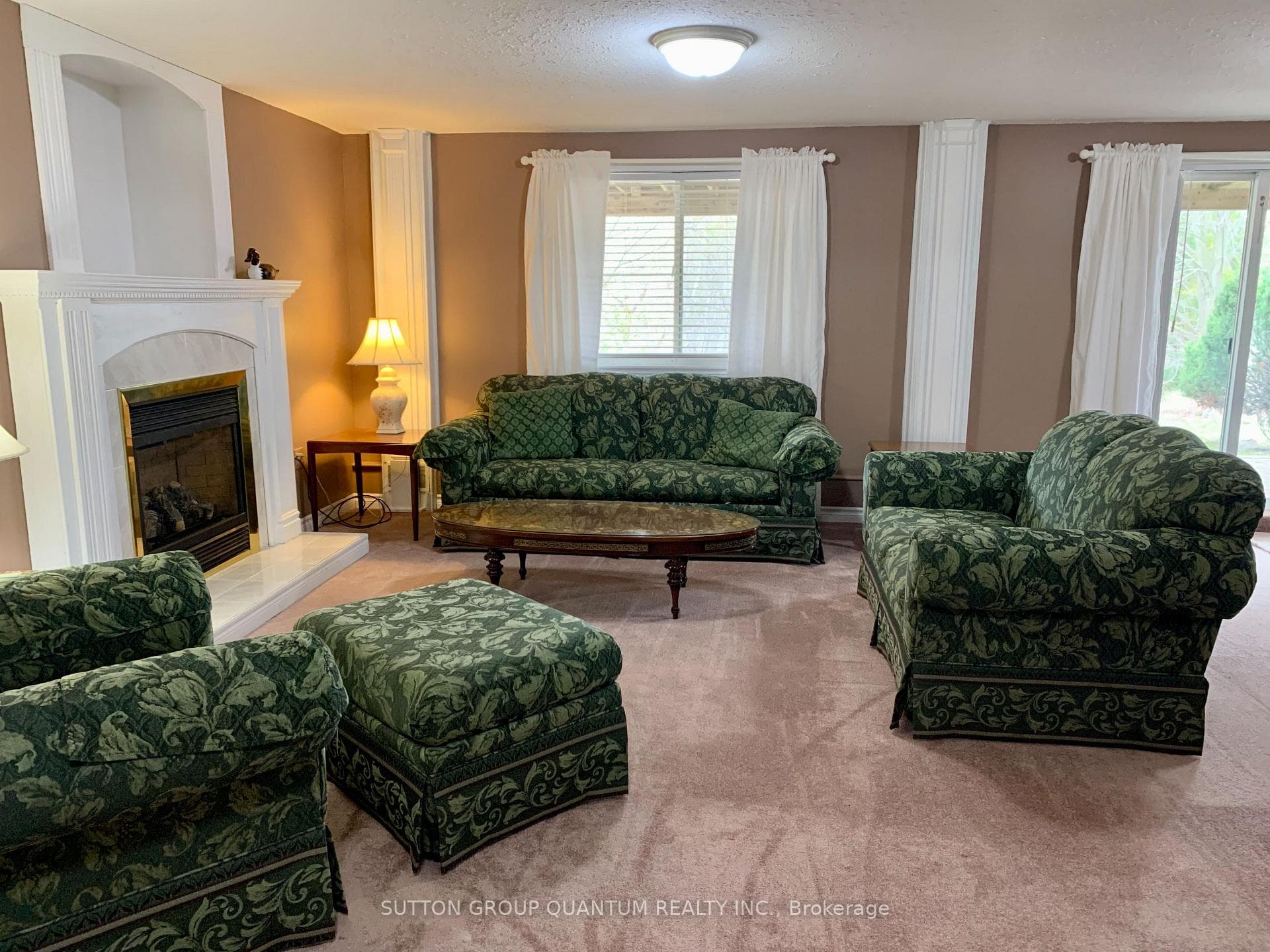 7 Hayward Crescent photo 29