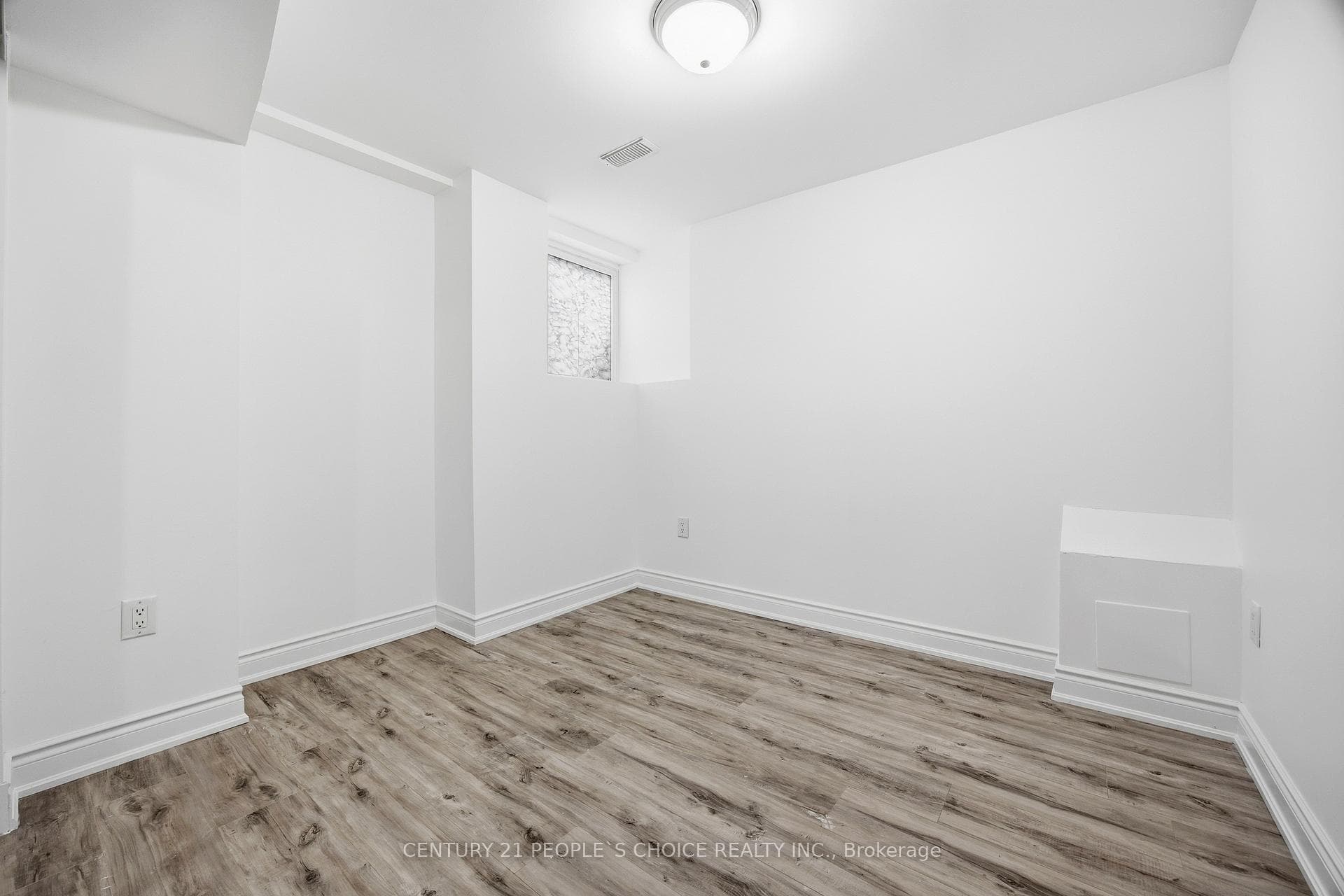 16 Bucksaw Street photo 37