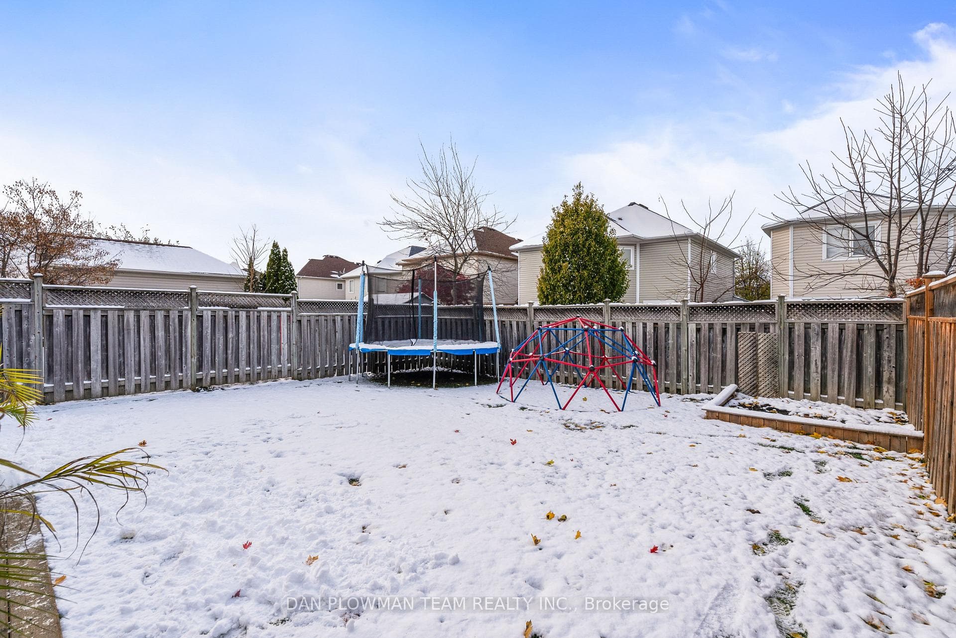 65 Sandford Crescent photo 40
