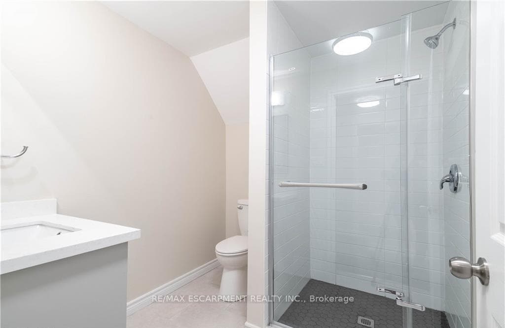 347 Clifton Downs Unit 2 photo 7