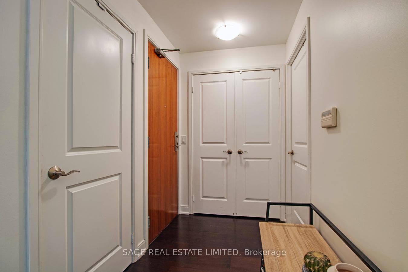 88 Broadway Avenue Unit 202 photo 3