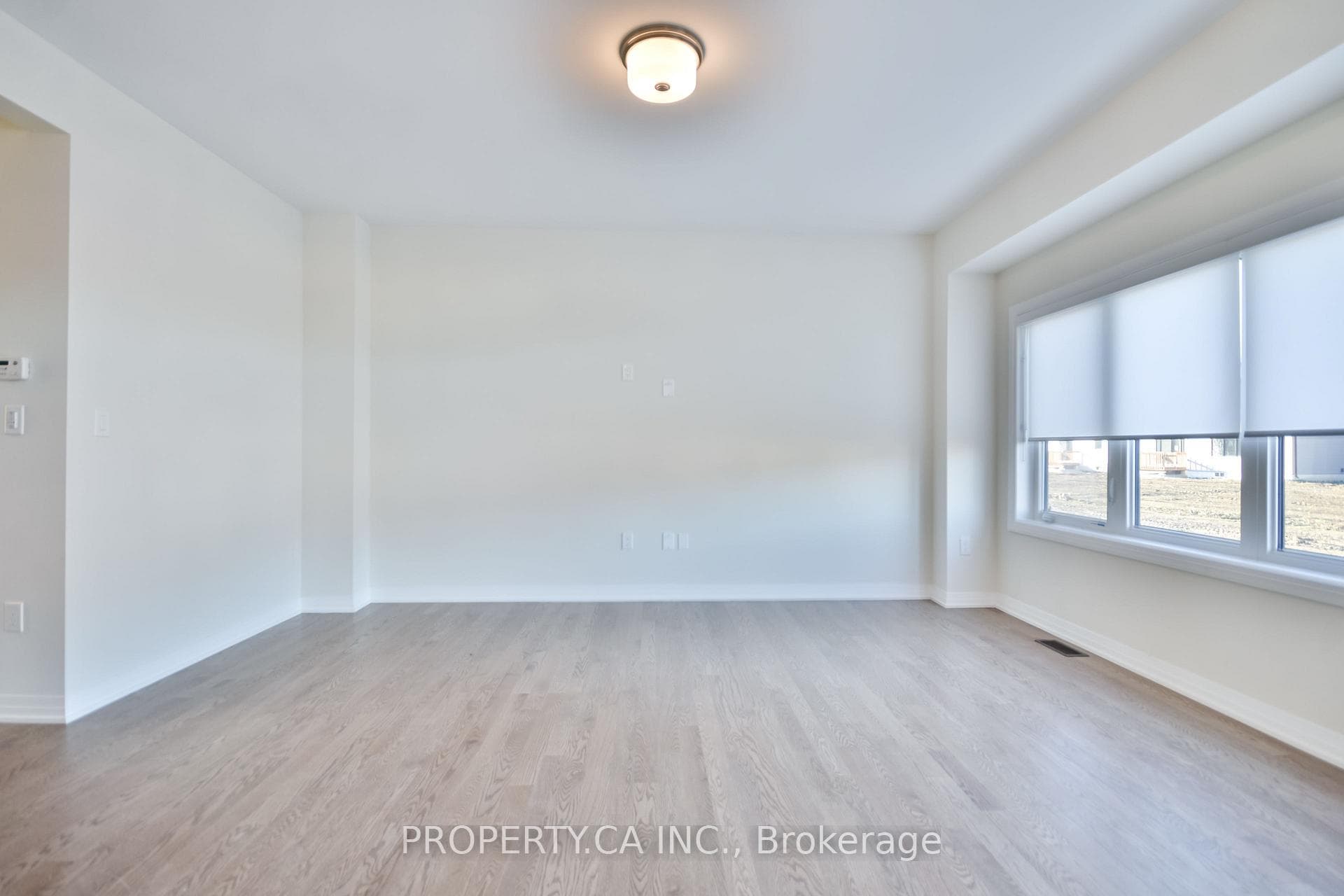 3152 Searidge Street photo 19