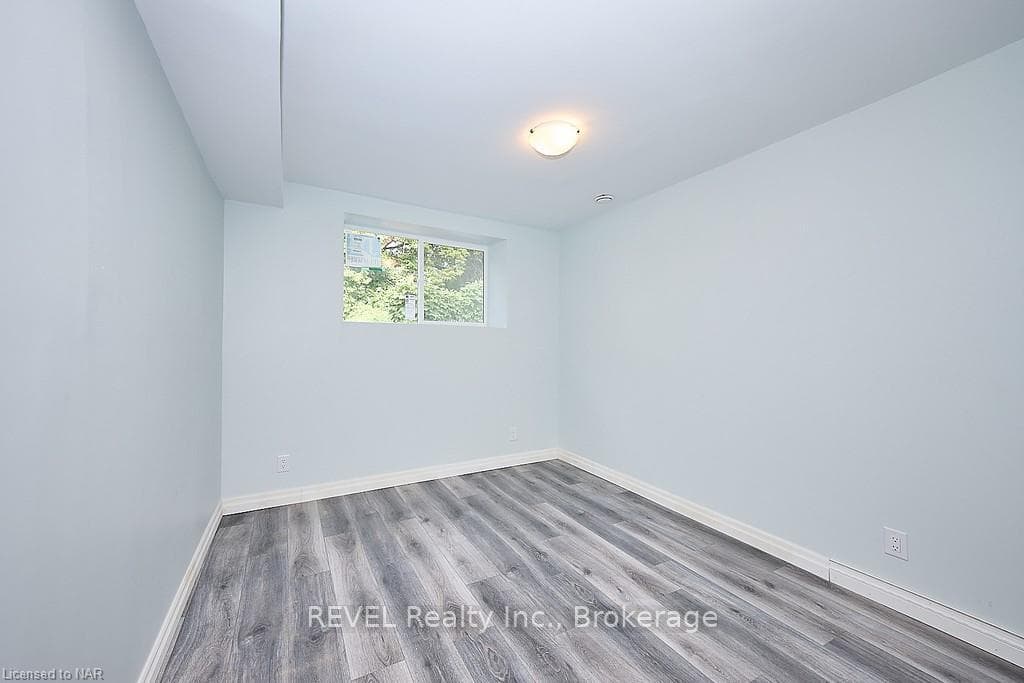 491 GENEVA Street photo 9