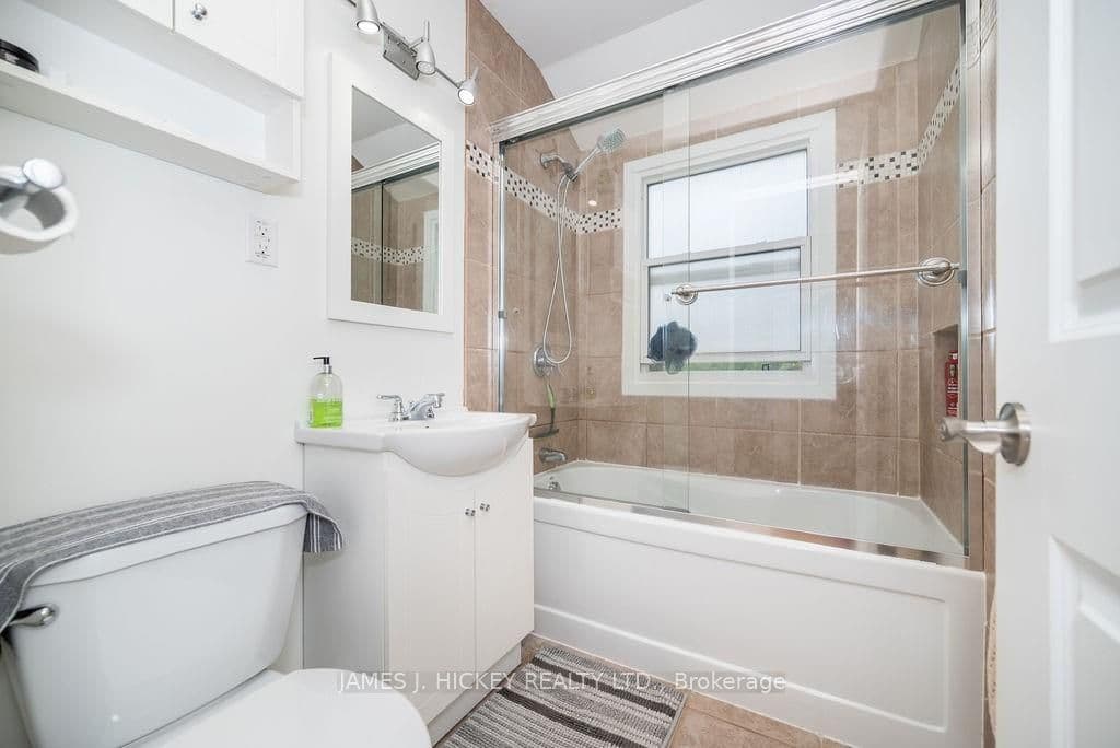 39 GLENDALE Avenue photo 18