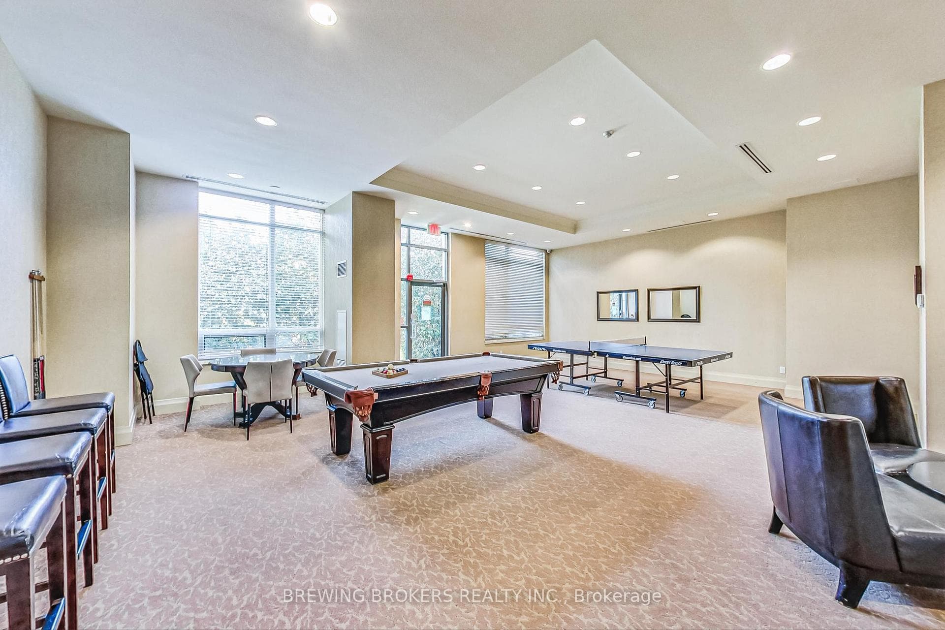 88 Promenade Circle Unit PH02 photo 35