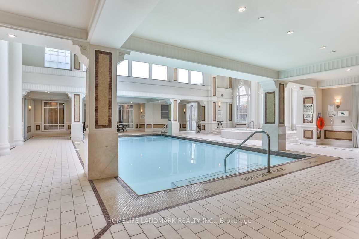 15 Greenview Avenue Unit 1710 photo 4