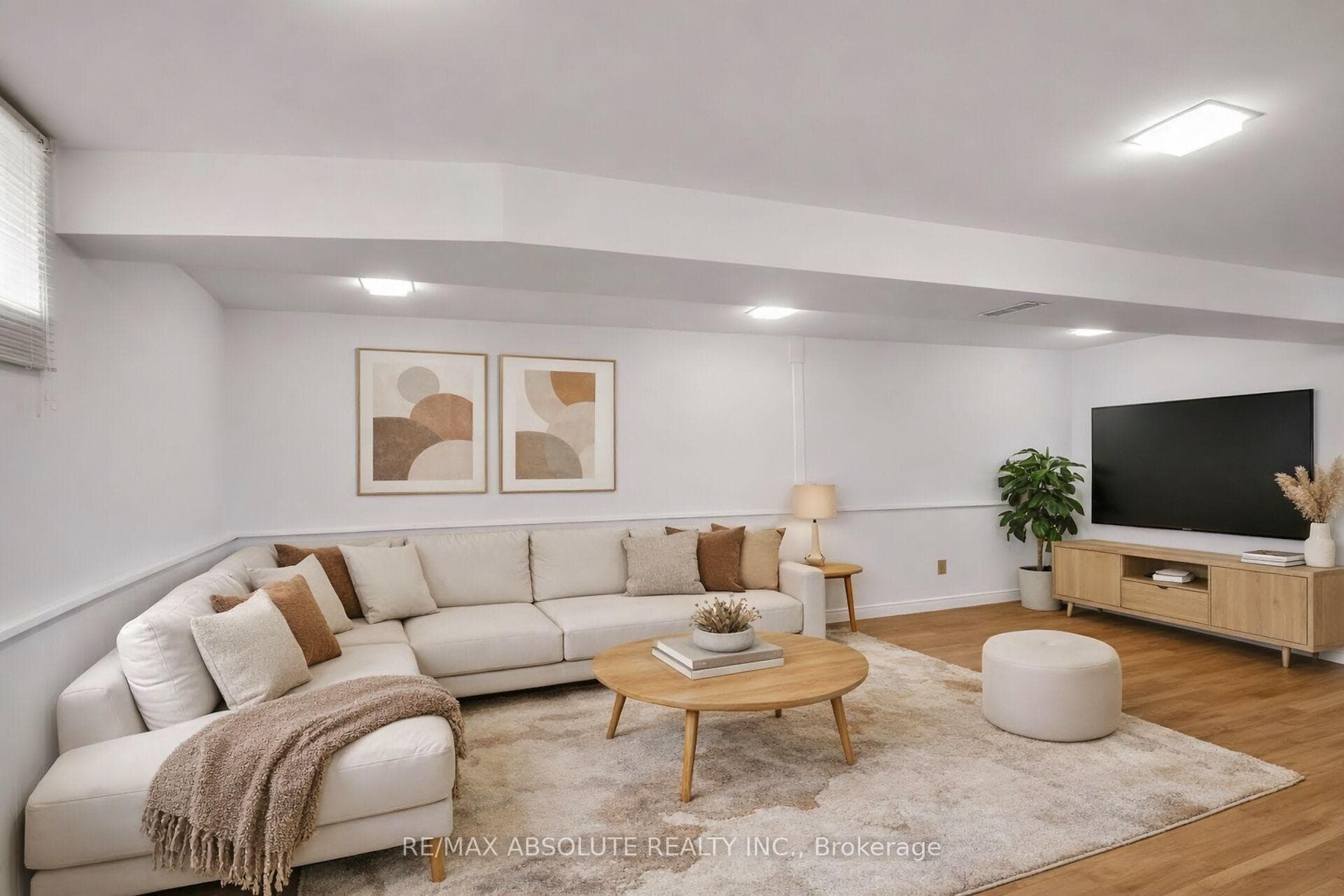 60 Foothills Drive photo 44