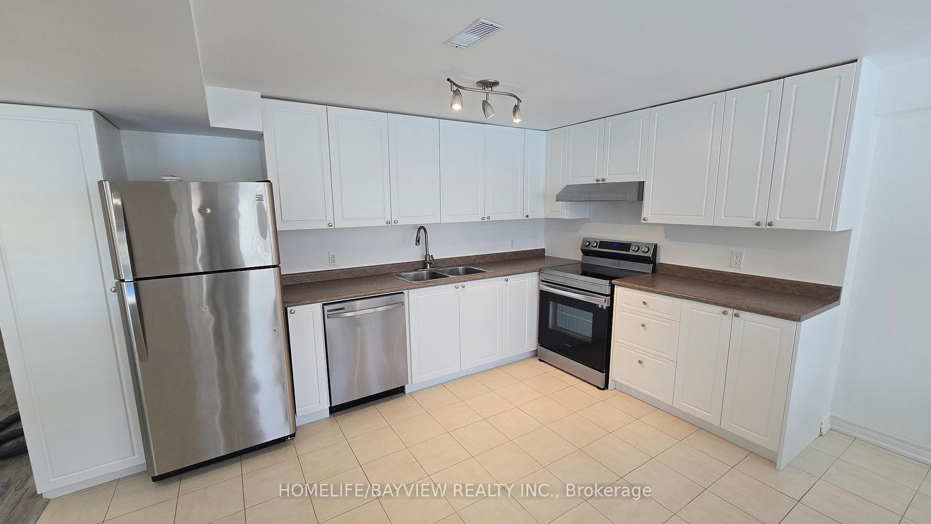 231 Bilbrough Street photo 4