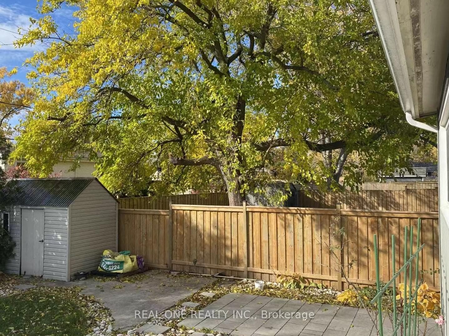 336 Hampton Heath Road photo 48