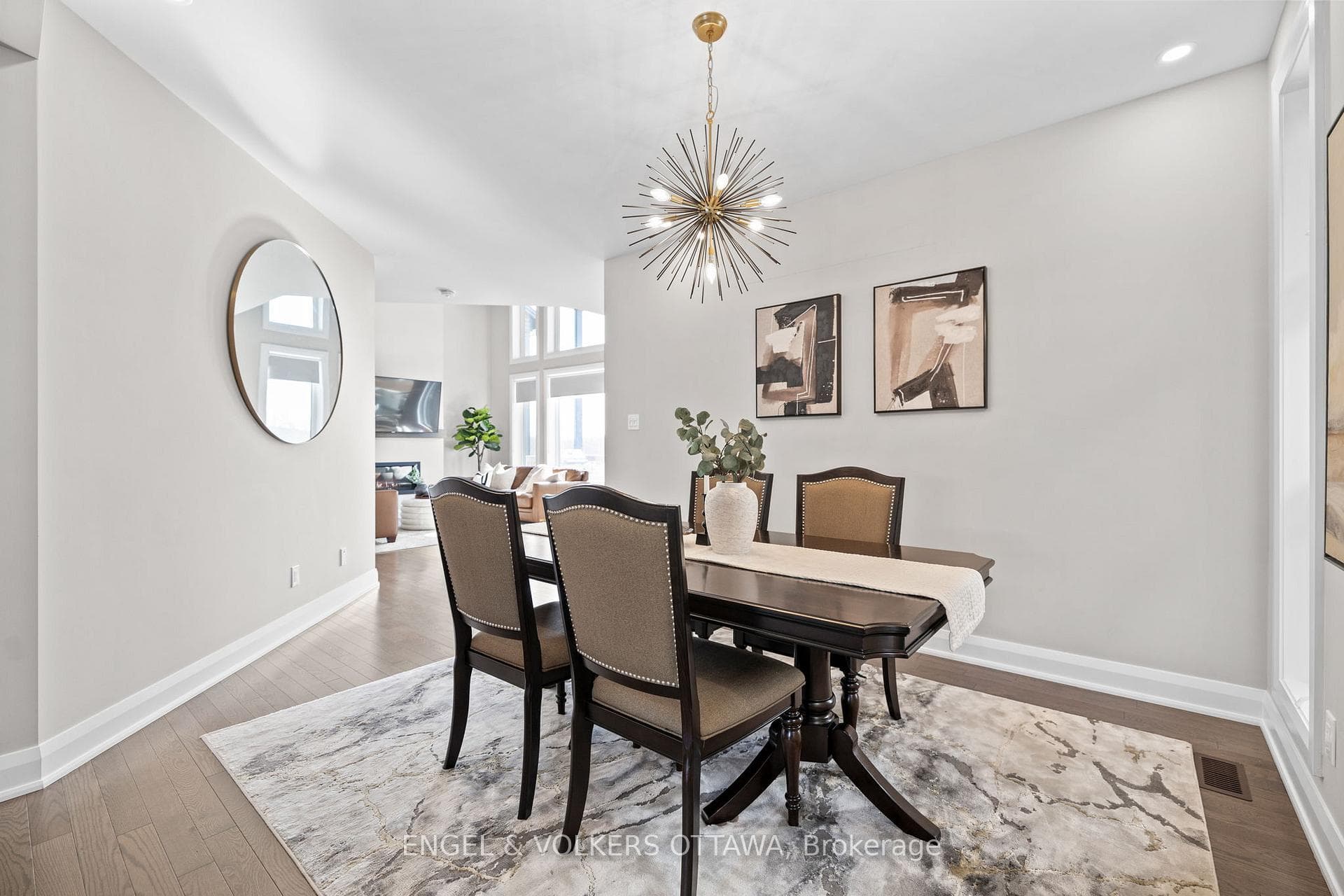 399 Longworth Avenue photo 9