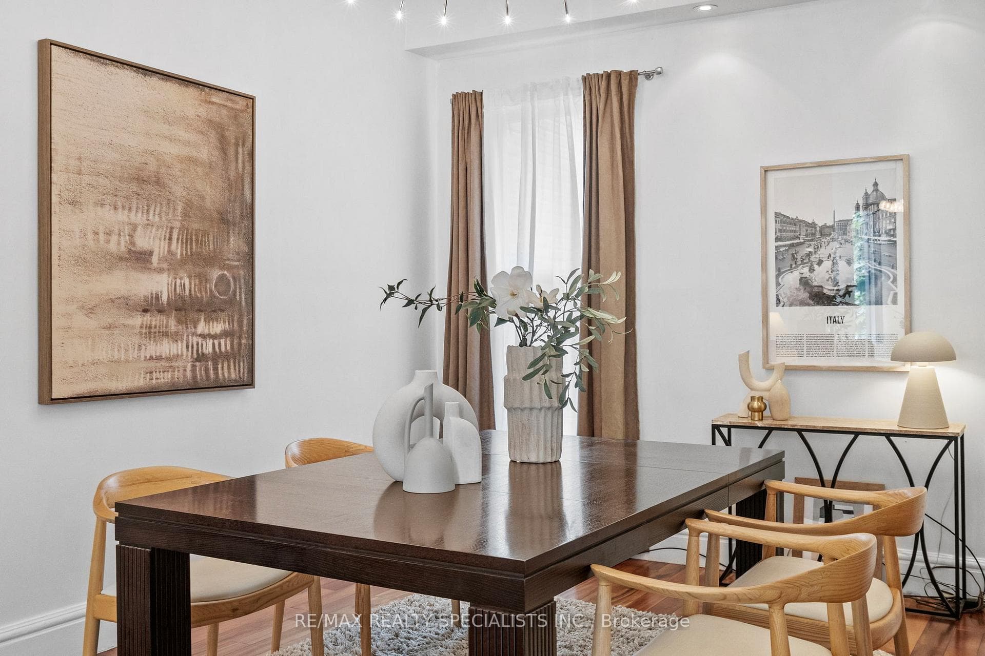 418 Ossington Avenue photo 9
