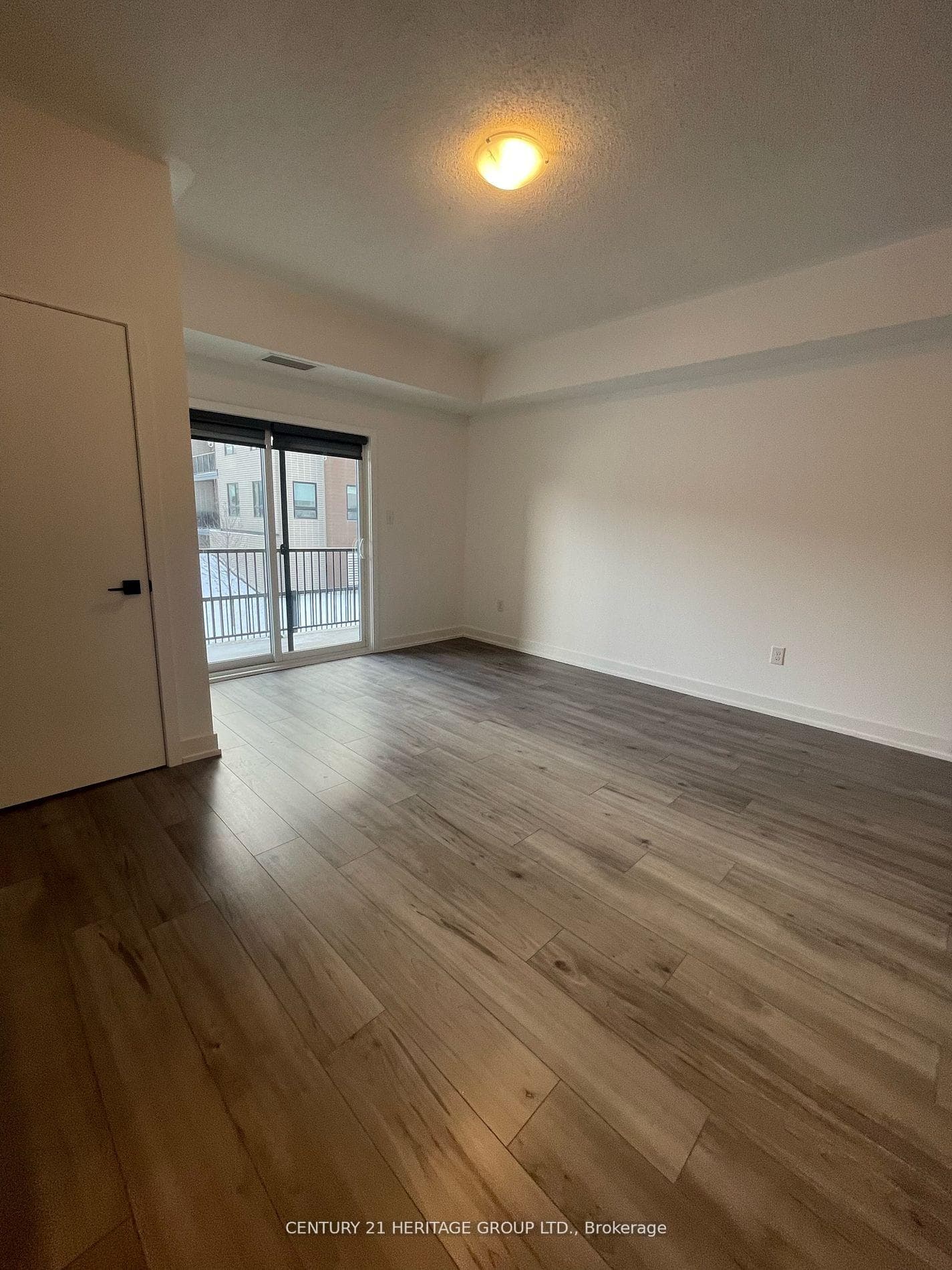 4 Spice Way Unit 113 photo 8