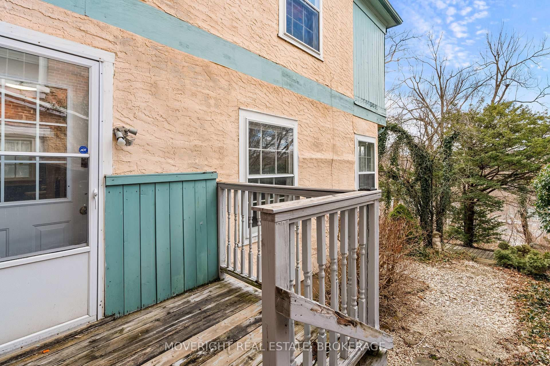 31 Yates Street photo 12
