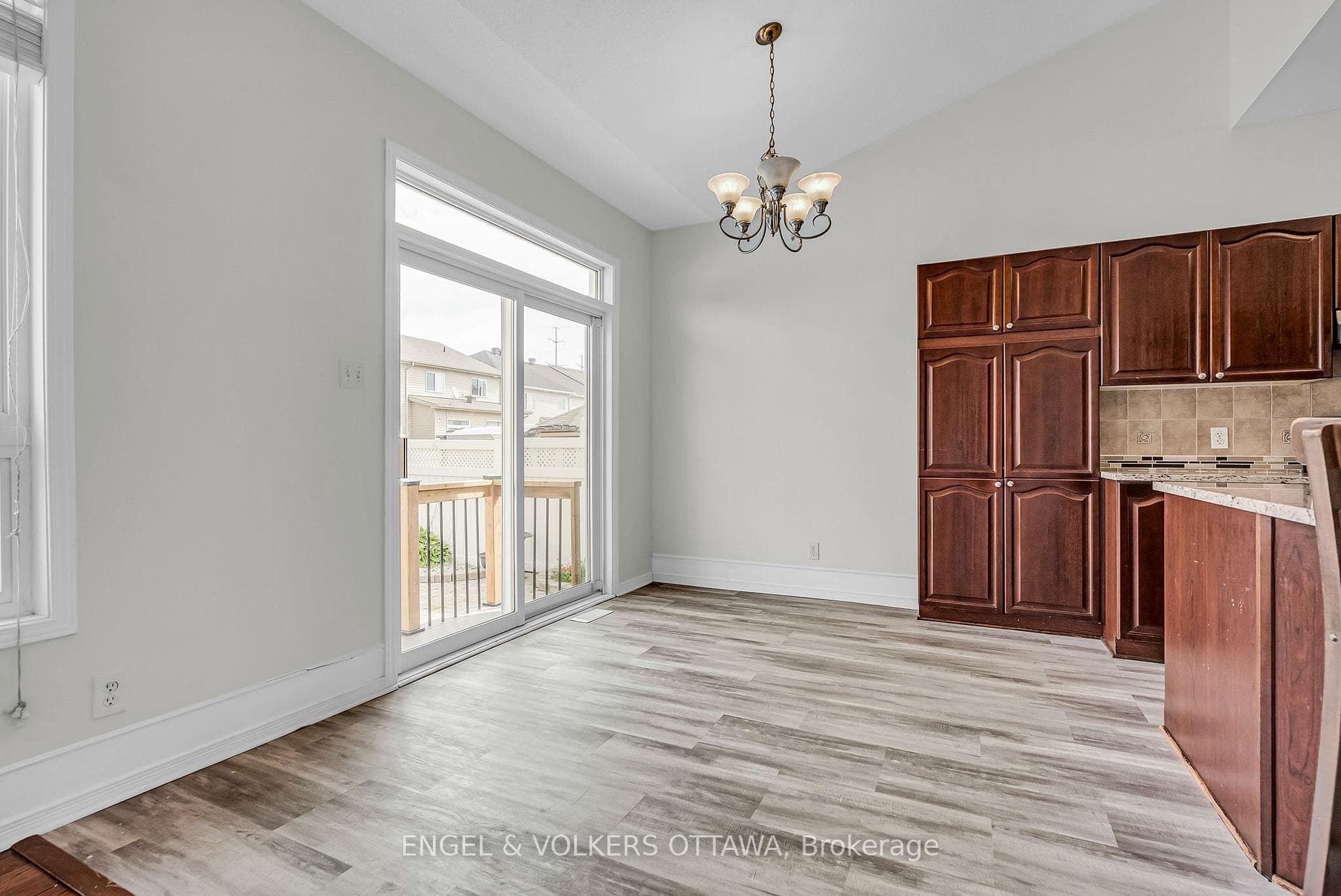 793 Valin Street photo 11