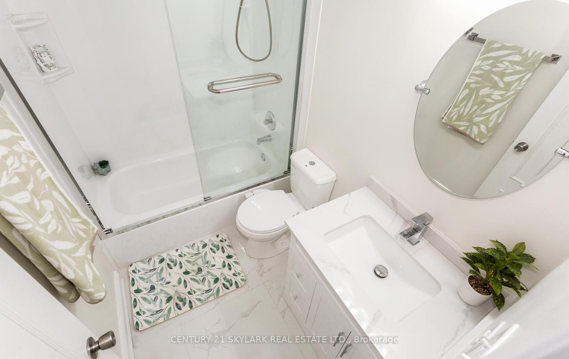 3353 Martins Pine Crescent photo 24