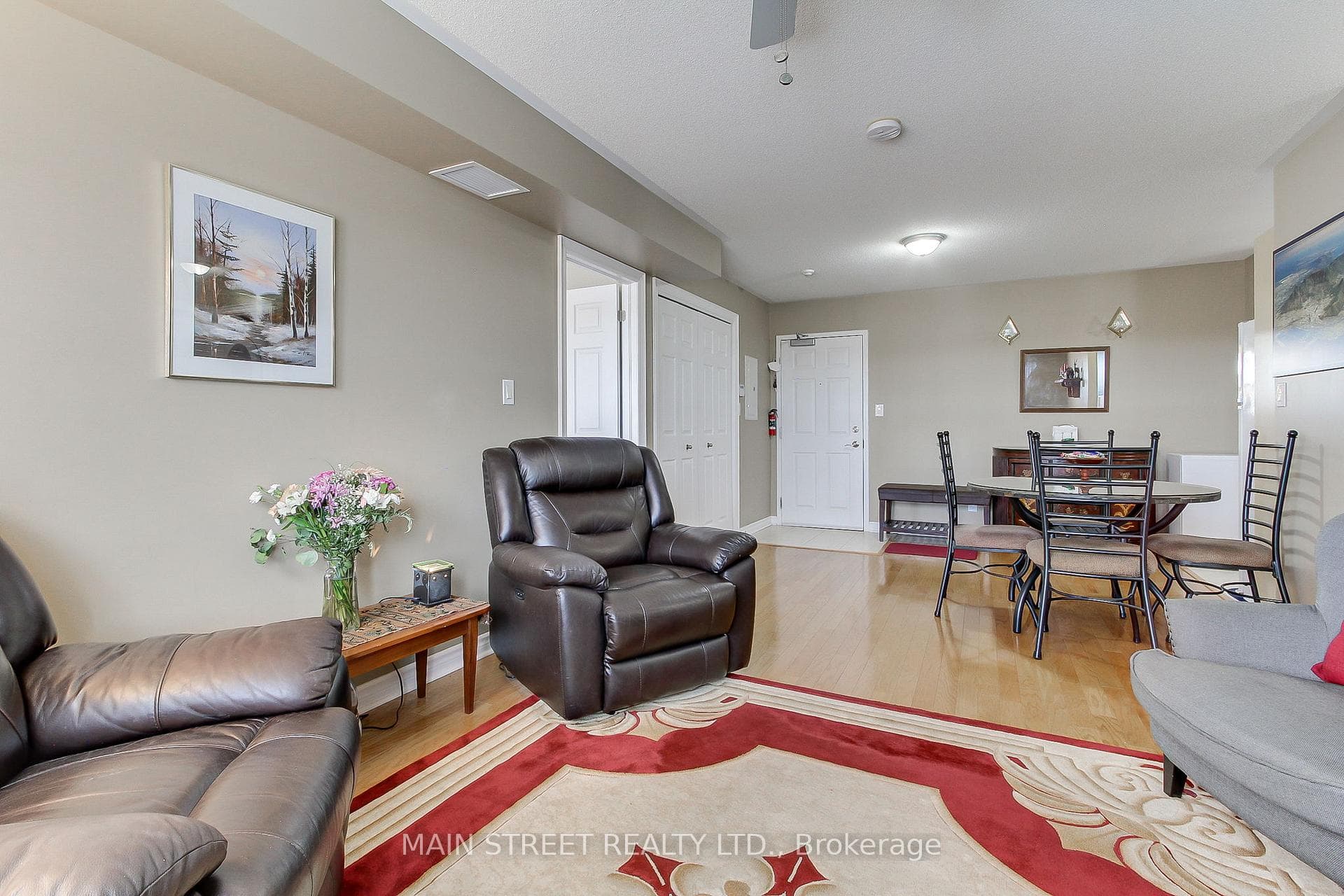 Gorgeous Hardwood Floors