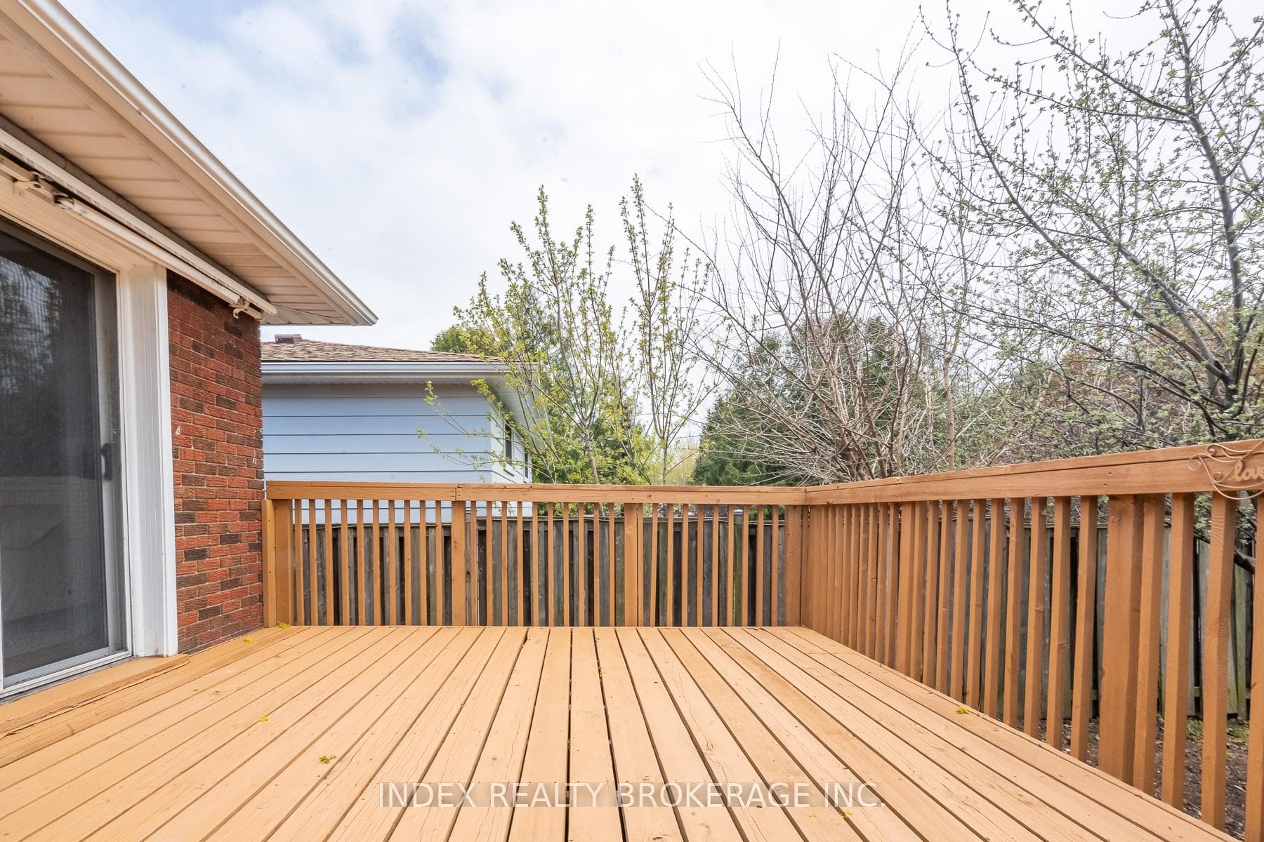 23 Tyrone Drive photo 40