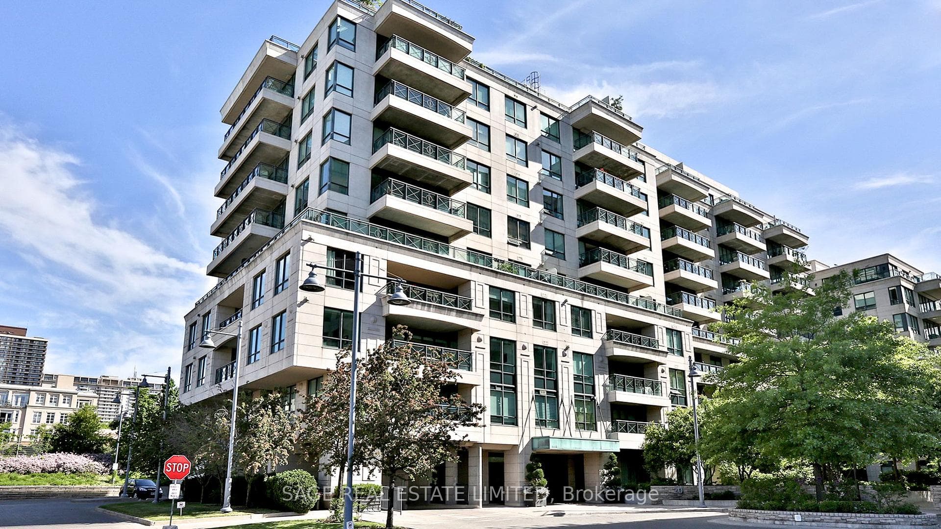 20 Scrivener Square Unit 608 photo 1