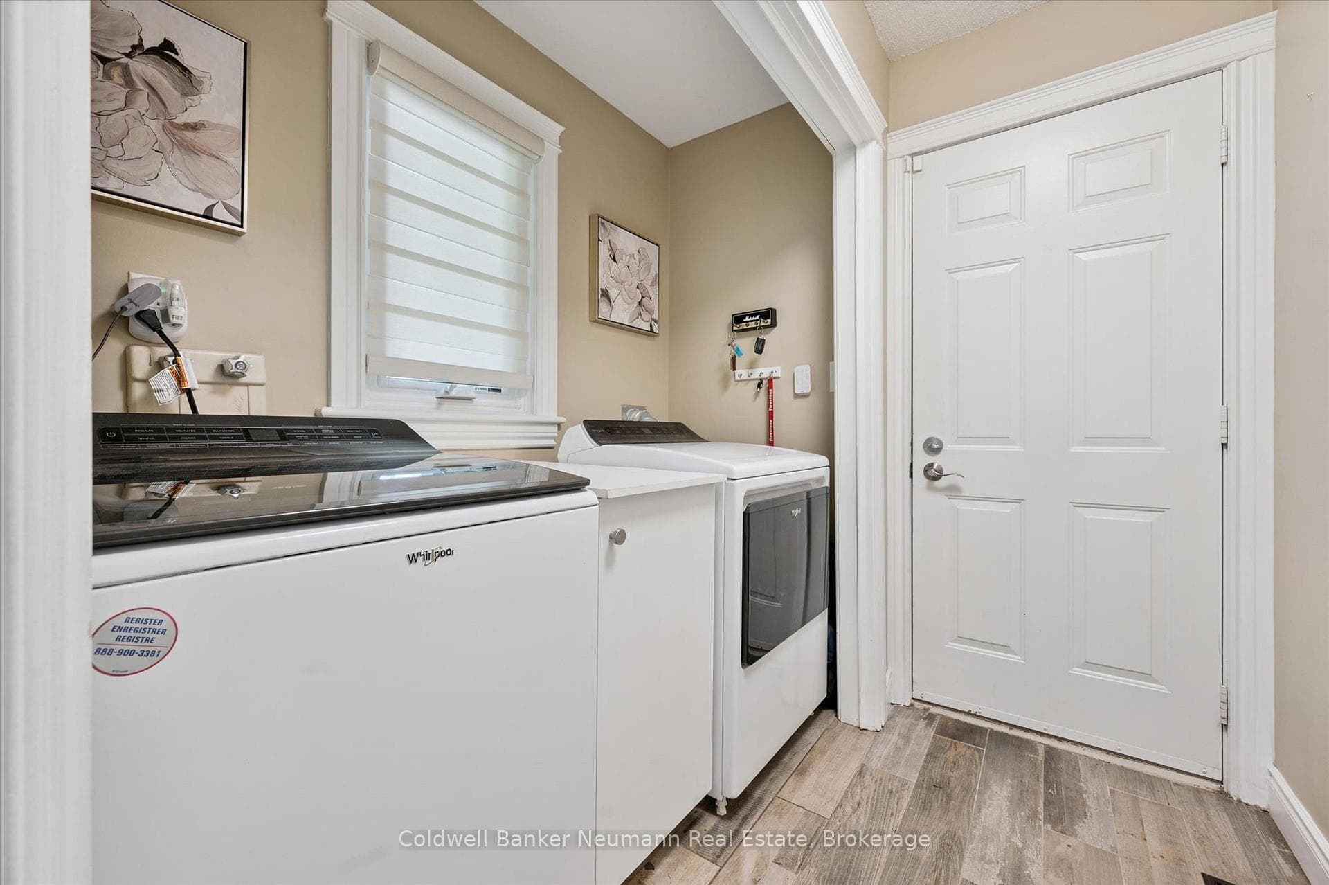 1564 Mannheim Road photo 13