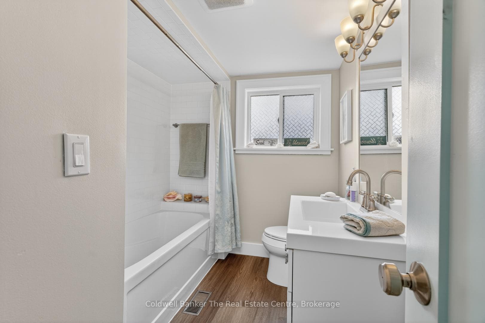 935 First Street photo 21