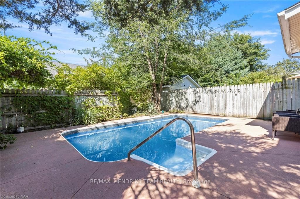 159 RUSSELL Avenue photo 30