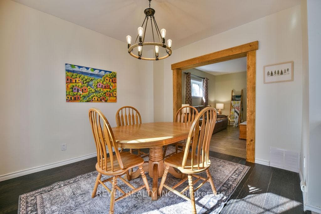 146 Elm Street photo 10