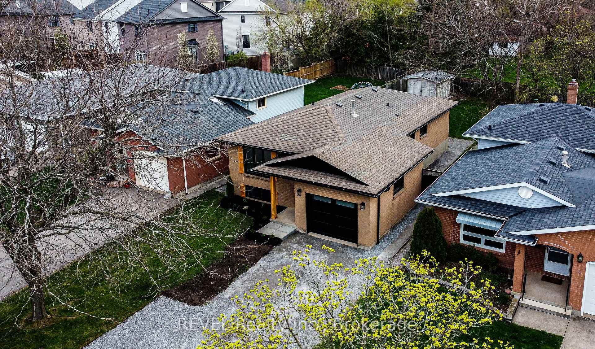 12 Andrea Drive photo 1