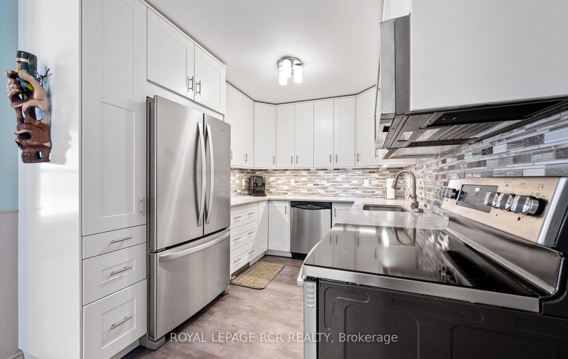 14 Erindale Avenue photo 16