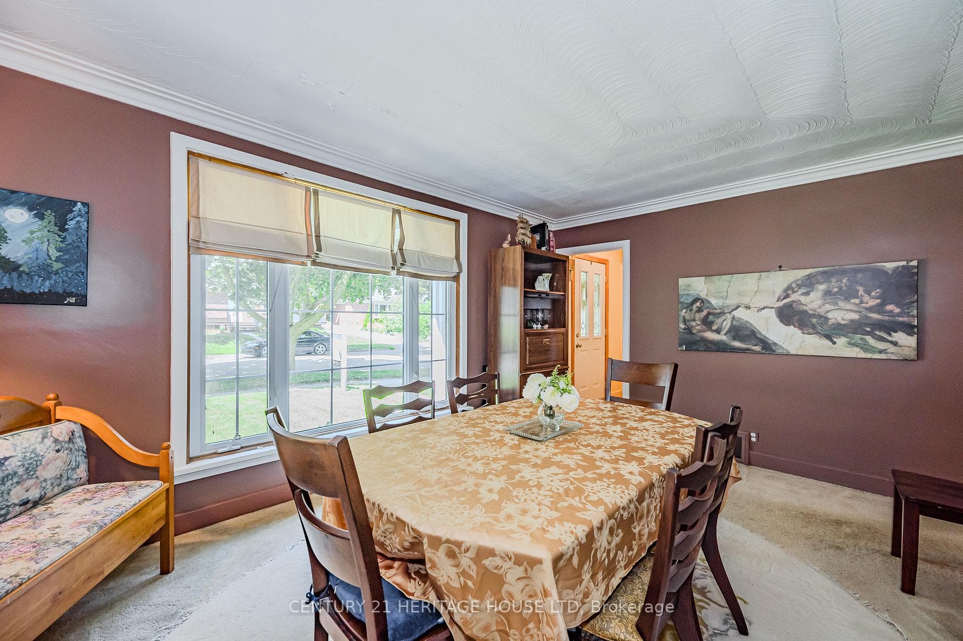 14 Torrance Crescent photo 7
