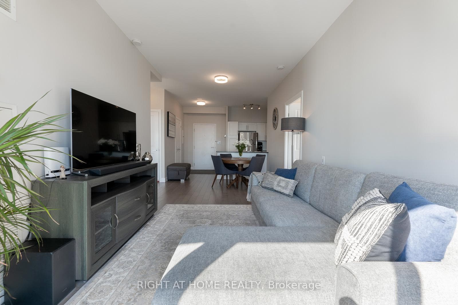 15 Windermere Avenue Unit 2409 photo 10
