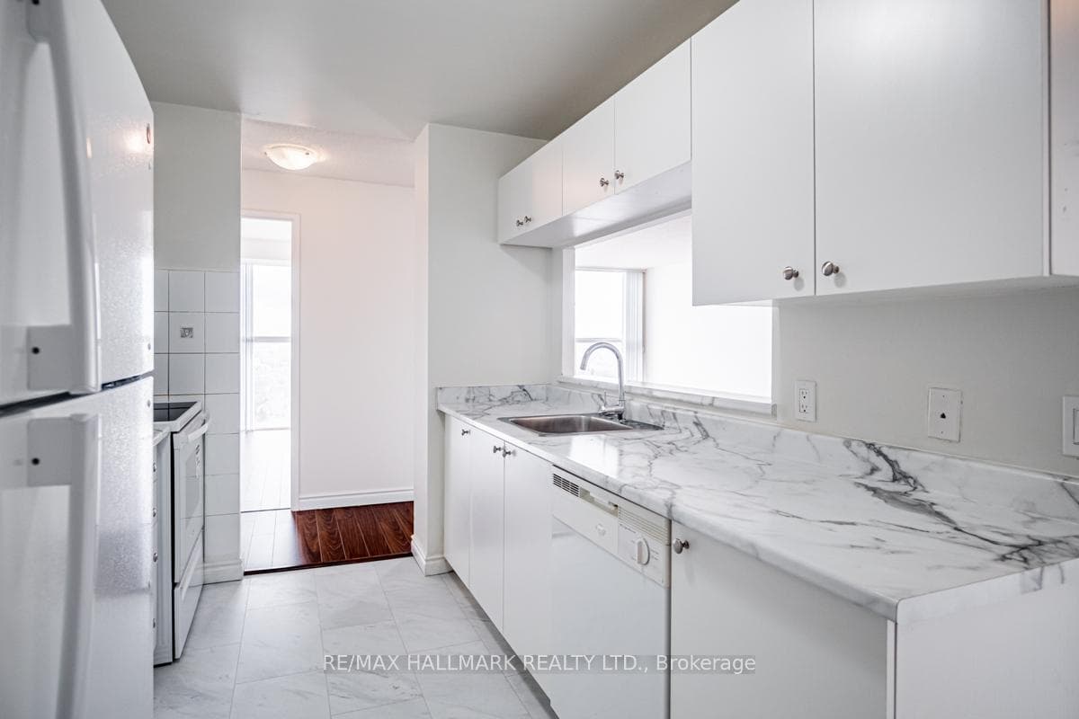 35 Trailwood Drive Unit 1518 photo 14