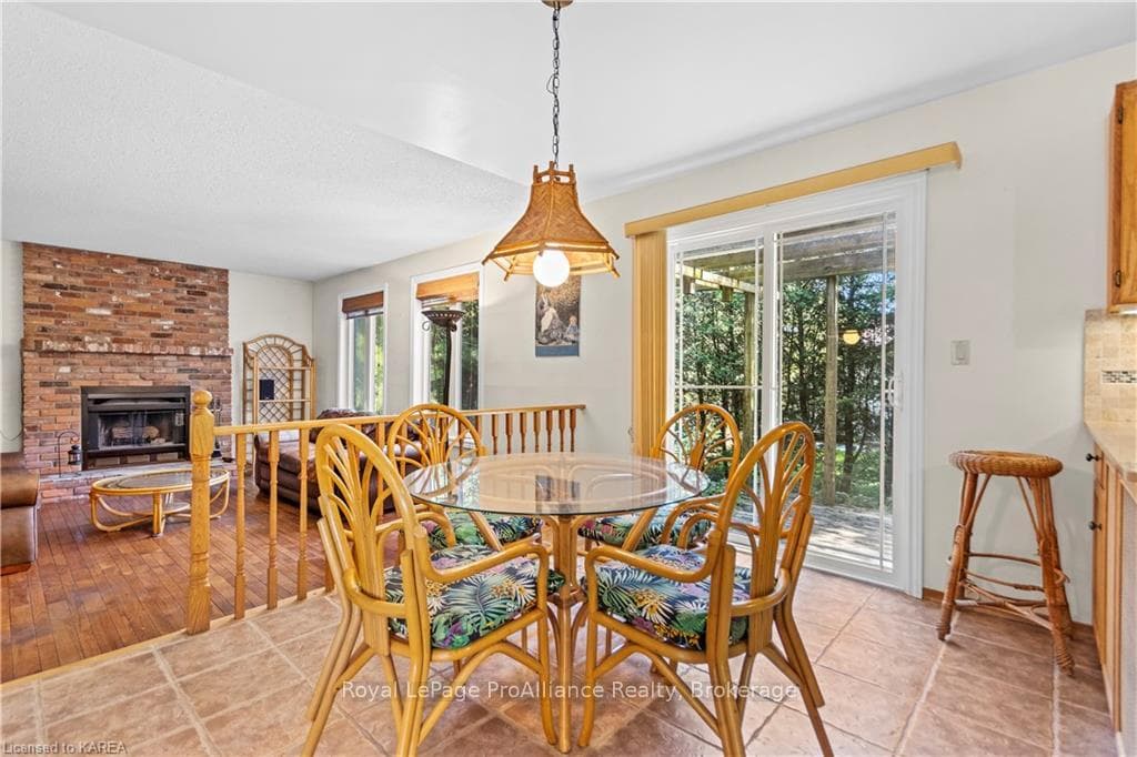 947 NEWCASTLE Street photo 13