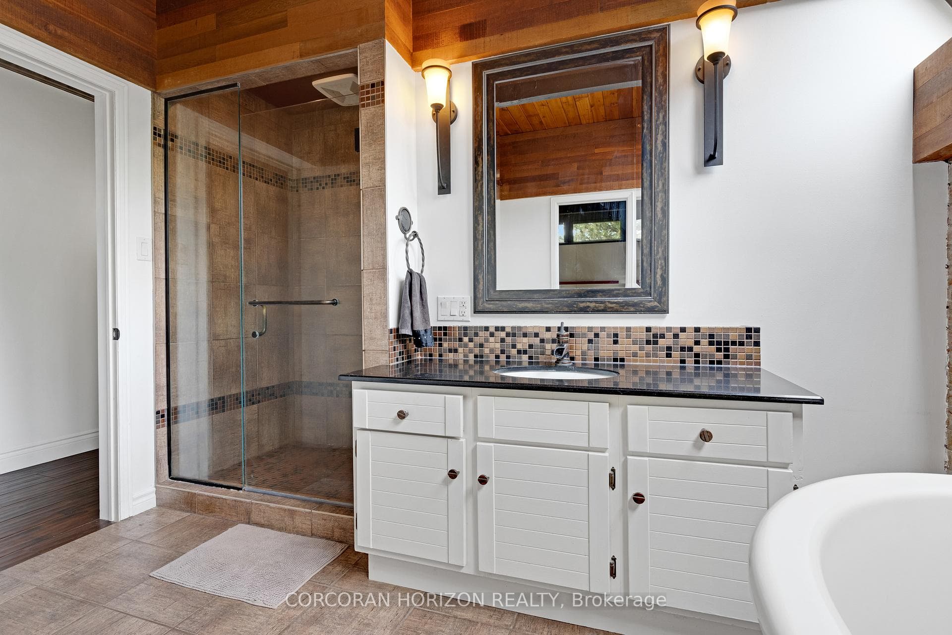 565 Fountain Street photo 25