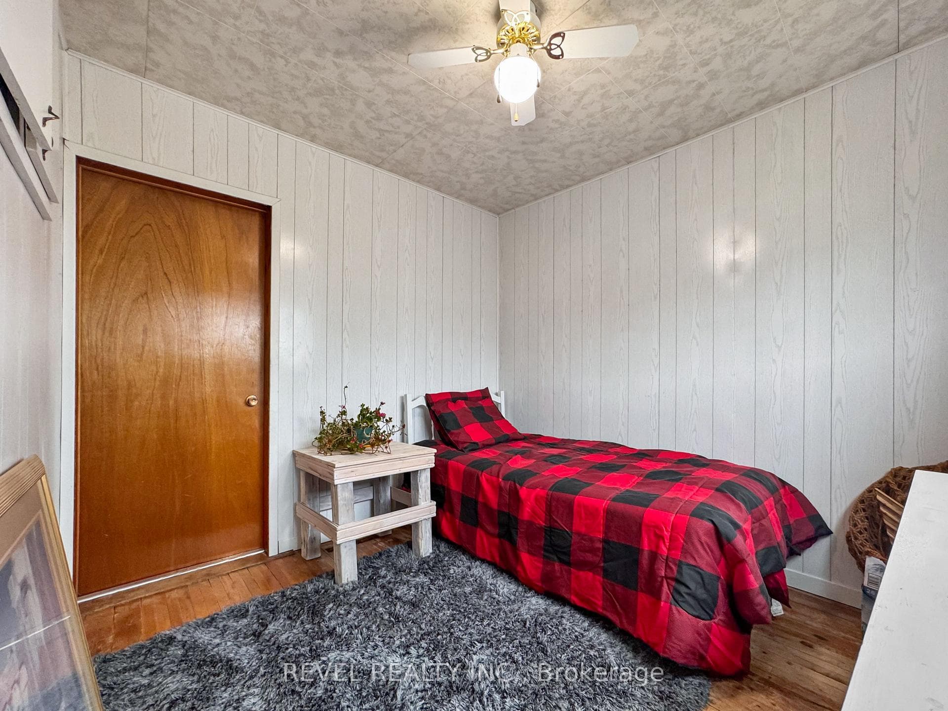 216 Bannerman Avenue photo 18