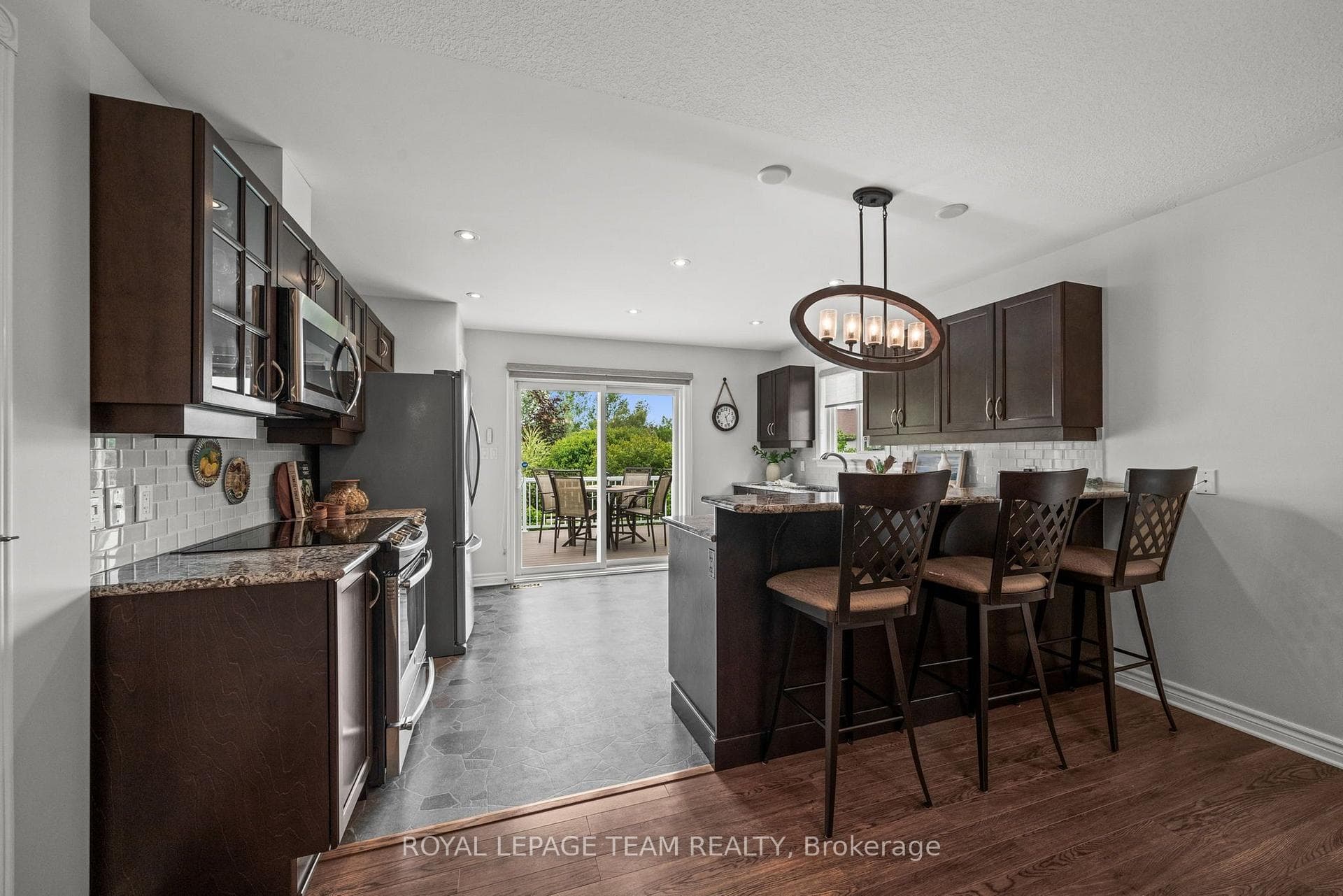 2941 Wellington Road photo 13