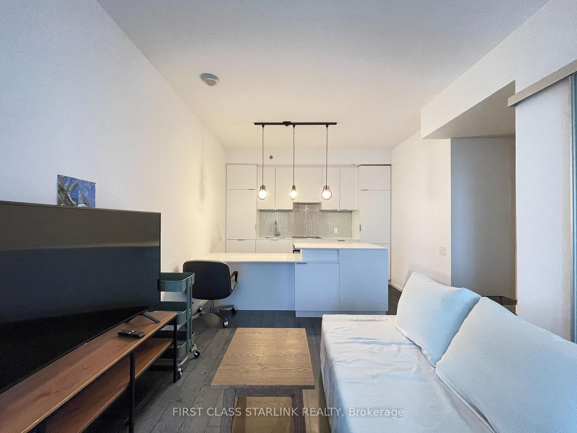 5 St. Joseph Street Unit 1306 photo 6